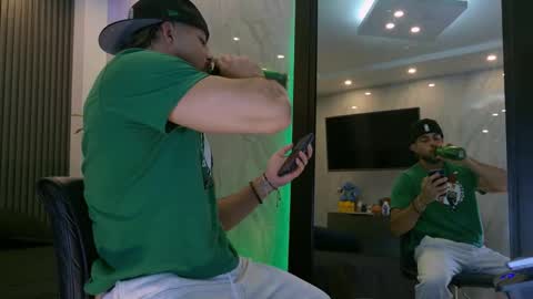 Snapshot of camilowatson chatting on 03-15-26, 04:35 Camilo Watson online show from 03-15-26, 04:35