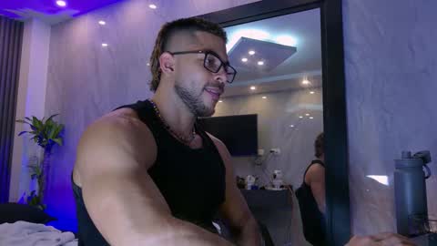 Snapshot of camilowatson chatting on 03-23-26, 03:43 Camilo Watson online show from 03-23-26, 03:43