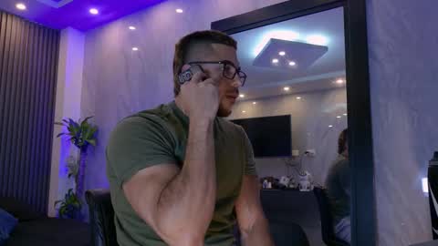 Snapshot of camilowatson chatting on 03-25-26, 02:17 Camilo Watson online show from 03-25-26, 02:17