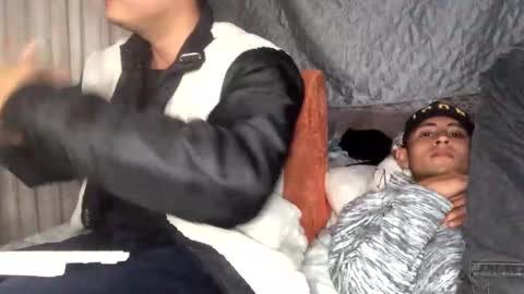 camivaron online show from 01-11-25, 04:06