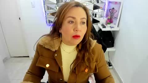 camixxx_m online show from 07-29-26, 11:52
