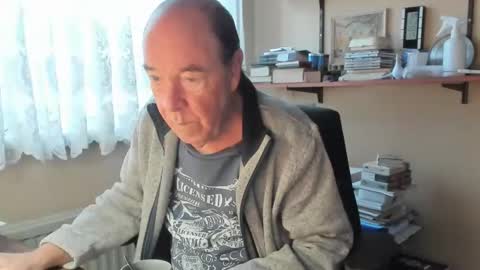 Cammee online show from 02-13-25, 08:27