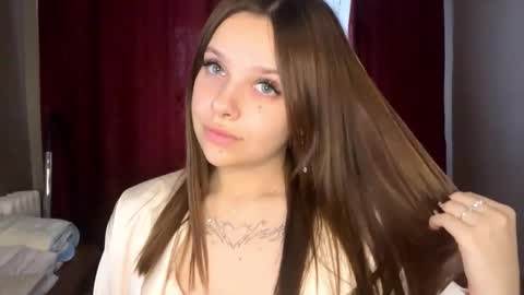 Snapshot of cammyalquicira chatting on 10-04-25, 11:30 Vicky online show from 10-04-25, 11:30