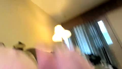 Snapshot of canadienexplosion chatting on 11-30-25, 08:57 canadienexplosion online show from 11-30-25, 08:57