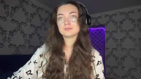 Snapshot of cancychill chatting on 01-11-26, 06:07 Kate online show from 01-11-26, 06:07