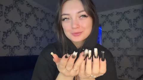 Snapshot of cancychill chatting on 02-07-26, 06:17 Kate online show from 02-07-26, 06:17