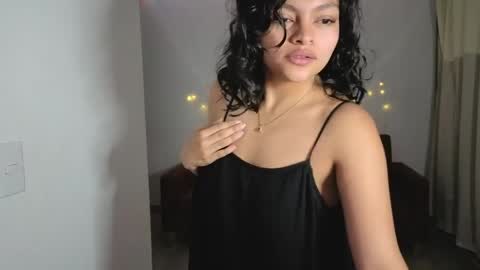 Snapshot of candela___ chatting on 05-18-26, 09:04 Cancela online show from 05-18-26, 09:04