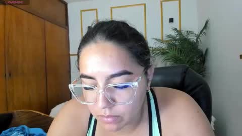 Candy  online show from 05-19-26, 01:06