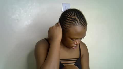 candiemaya online show from 04-01-26, 06:36