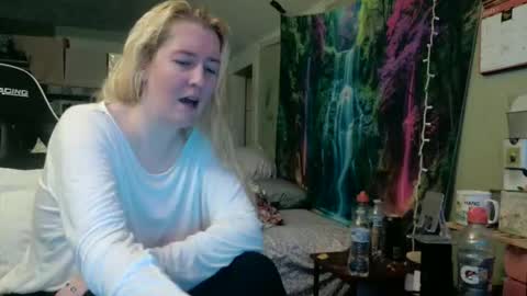 Candi online show from 05-13-26, 03:53
