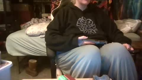 Candi online show from 06-13-26, 03:37