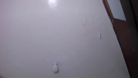 Snapshot of candy69_hot chatting on 01-25-25, 11:32 Vicky online show from 01-25-25, 11:32