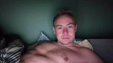candy_boy_xoxo online show from 06-10-26, 10:41