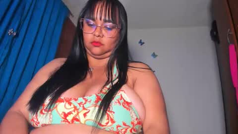 Snapshot of candy_browm1 chatting on 05-26-26, 01:45 Candy Brown online show from 05-26-26, 01:45