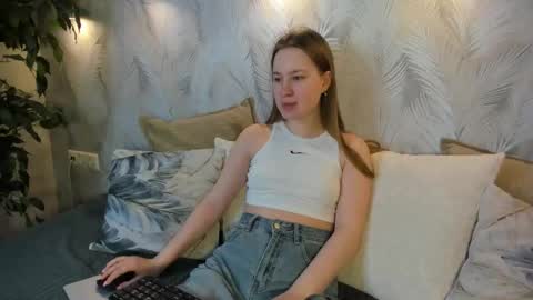 Candy online show from 09-21-25, 12:12