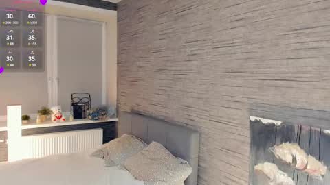 Flora online show from 02-25-25, 10:07