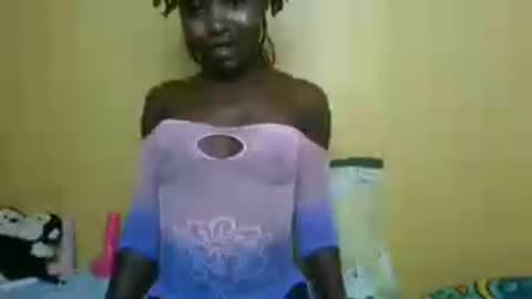 Snapshot of candy_hun chatting on 08-03-26, 04:55 candy_hun online show from 08-03-26, 04:55