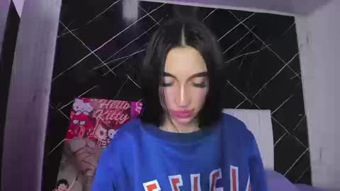 Leila  online show from 03-13-26, 04:08