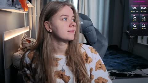 Snapshot of candy_meggie chatting on 02-04-25, 09:28 Megan online show from 02-04-25, 09:28