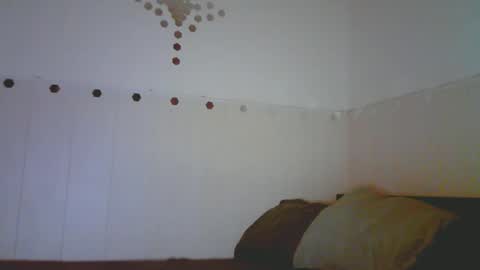 candy presley online show from 09-16-25, 03:29