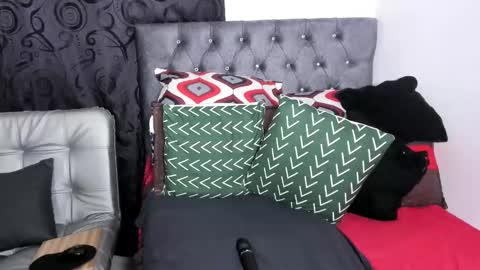 Snapshot of candy_sex_hot_ chatting on 01-03-25, 05:39 YECENIA - online show from 01-03-25, 05:39