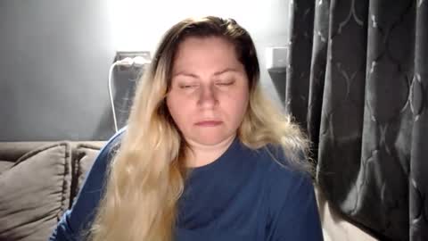 Laura online show from 03-02-26, 07:43