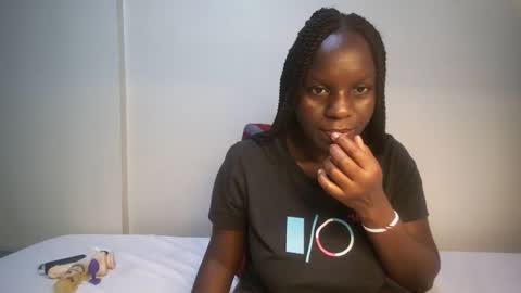 candycurly_ online show from 03-06-25, 12:00