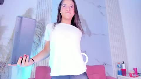 Snapshot of candydance1_ chatting on 07-18-26, 04:05 Candy online show from 07-18-26, 04:05