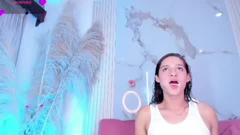 Snapshot of candydance1_ chatting on 07-19-26, 03:54 Candy online show from 07-19-26, 03:54