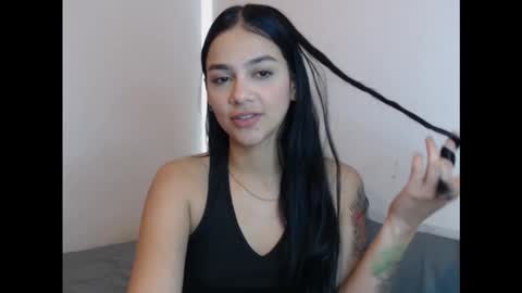 Snapshot of candyfire666 chatting on 12-14-25, 08:46 Sara online show from 12-14-25, 08:46