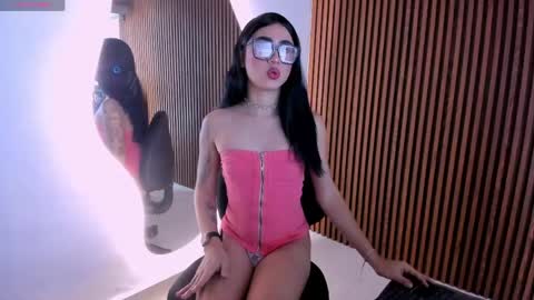 candyglow_ online show from 06-04-26, 05:52