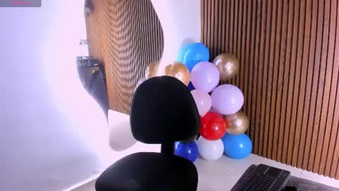 candyglow_ online show from 06-10-26, 06:40