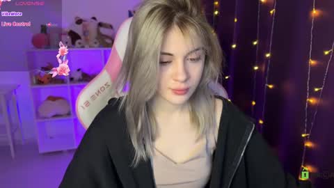 Snapshot of candyhannah chatting on 03-04-25, 05:24 You can call me HH online show from 03-04-25, 05:24