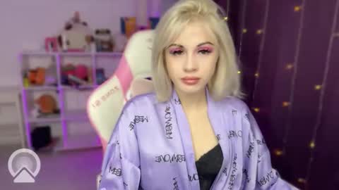 Snapshot of candyhannah chatting on 09-29-25, 05:18 You can call me HH online show from 09-29-25, 05:18