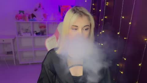 You can call me HH online show from 11-27-25, 03:47