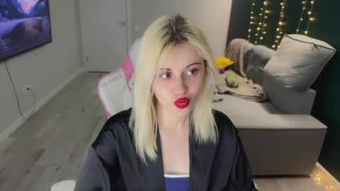 You can call me HH online show from 04-11-26, 04:00