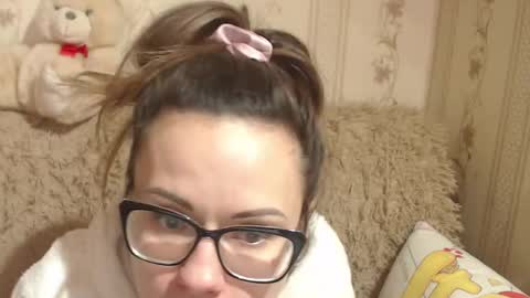 say meow and send tip  online show from 02-19-25, 10:56