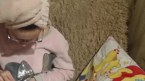 Snapshot of candylady136 chatting on 02-19-25, 08:31 say meow and send tip online show from 02-19-25, 08:31