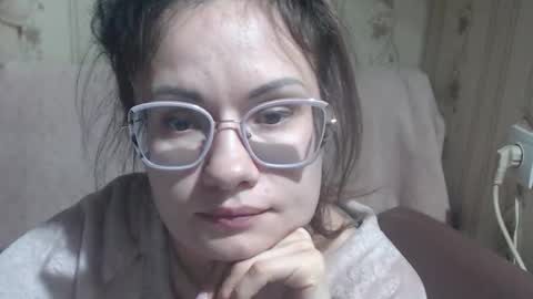 say meow and send tip  online show from 03-12-26, 08:15