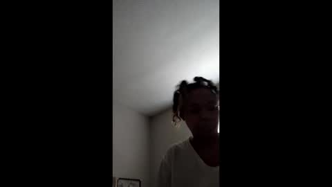 candyredxo2024 online show from 05-25-26, 03:29