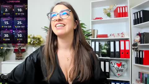 Candy  My pleasure its in  your hands online show from 01-06-25, 08:03