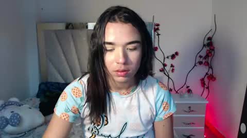 Snapshot of candyy_doll_ chatting on 06-28-26, 11:38 candyy_doll_ online show from 06-28-26, 11:38