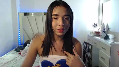 Snapshot of candyy_doll_ chatting on 07-07-26, 02:58 candyy_doll_ online show from 07-07-26, 02:58