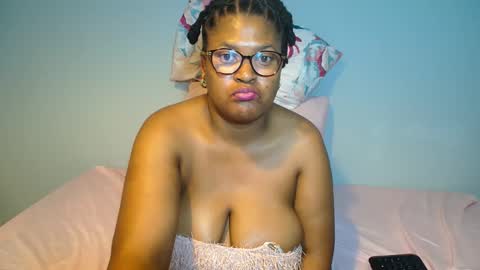 candyyumsaerolaxx online show from 05-26-26, 07:10