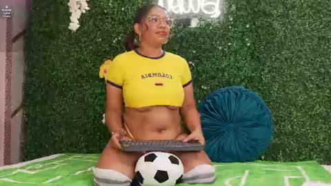 canela_montiel online show from 06-15-26, 01:02