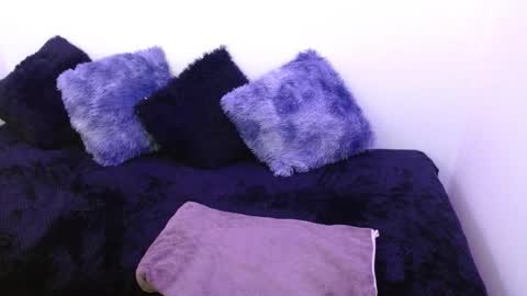 canela_s1 online show from 11-21-25, 09:02