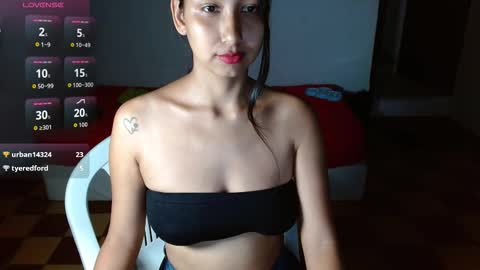 Violeta online show from 11-29-25, 04:59