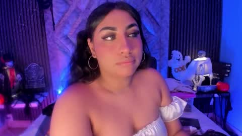 GABRIELA LOPEZ online show from 10-30-25, 04:58