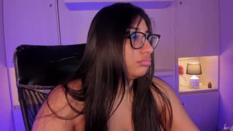 GABRIELA LOPEZ online show from 04-15-26, 11:05