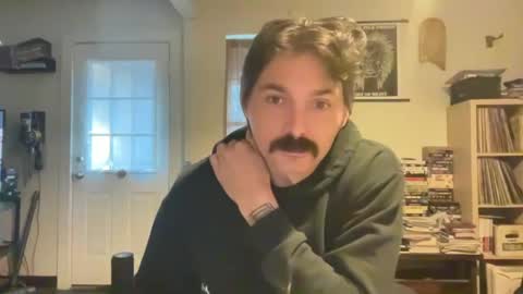 Snapshot of cantleavethehouse chatting on 01-01-25, 10:03 cantleavethehouse online show from 01-01-25, 10:03